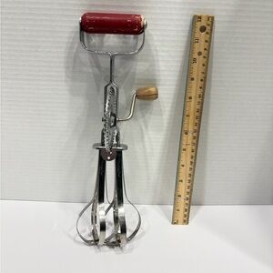 vintage Ekco A&J "High Speed Super Center Drive" egg beater